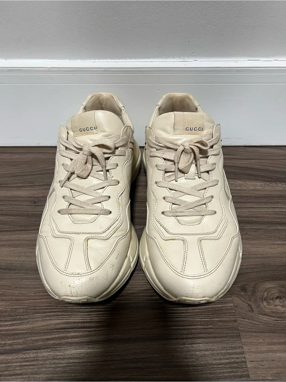 100% Authentic Gucci Rhyton Leather Sneaker Size 9 US, 8 Gucci